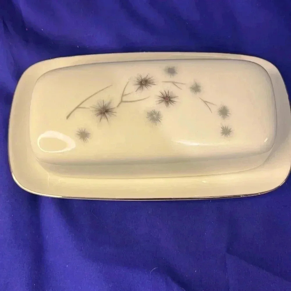 CREATIVE FINE CHINA Butter Dish In The Platinum Star Burst Pattern, Japan